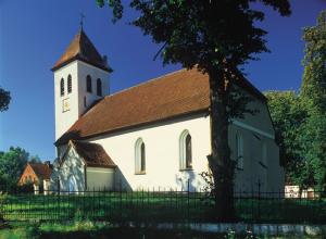 Momajny (Parafia Świętego Piotra Apostoła)
